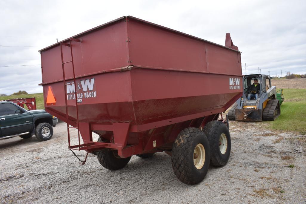 M&W 400 grain cart