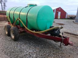 Tandem axle liquid tender trailer