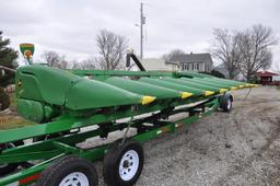 2016 John Deere 608C 8 row 30" StalkMaster chopping corn head