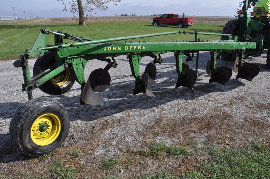 JD 1350-1450 5-bottom plow