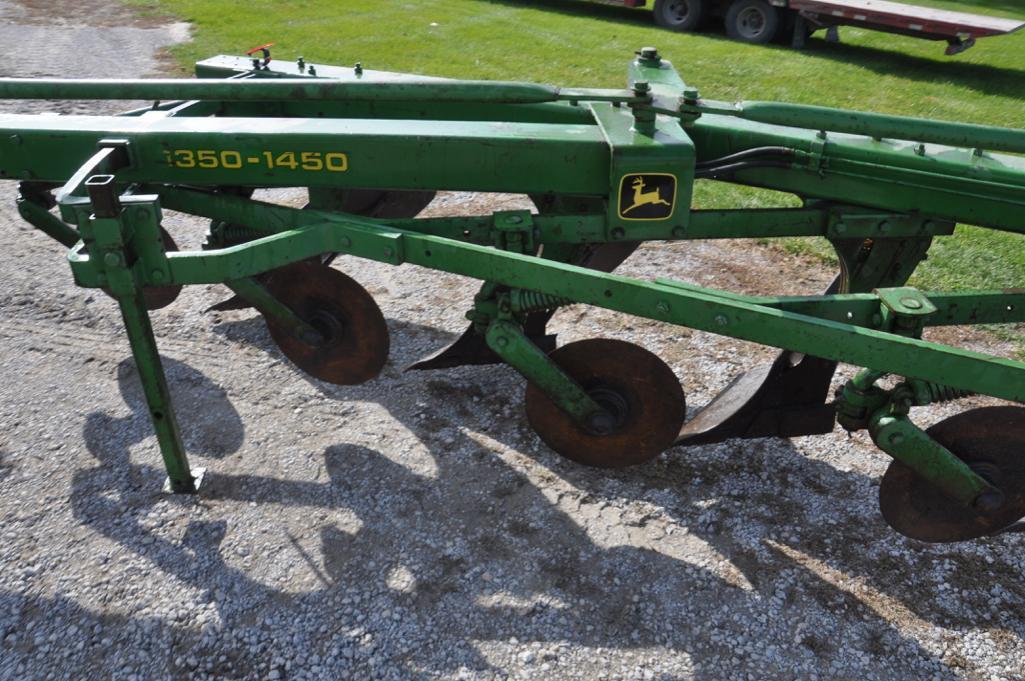 JD 1350-1450 5-bottom plow