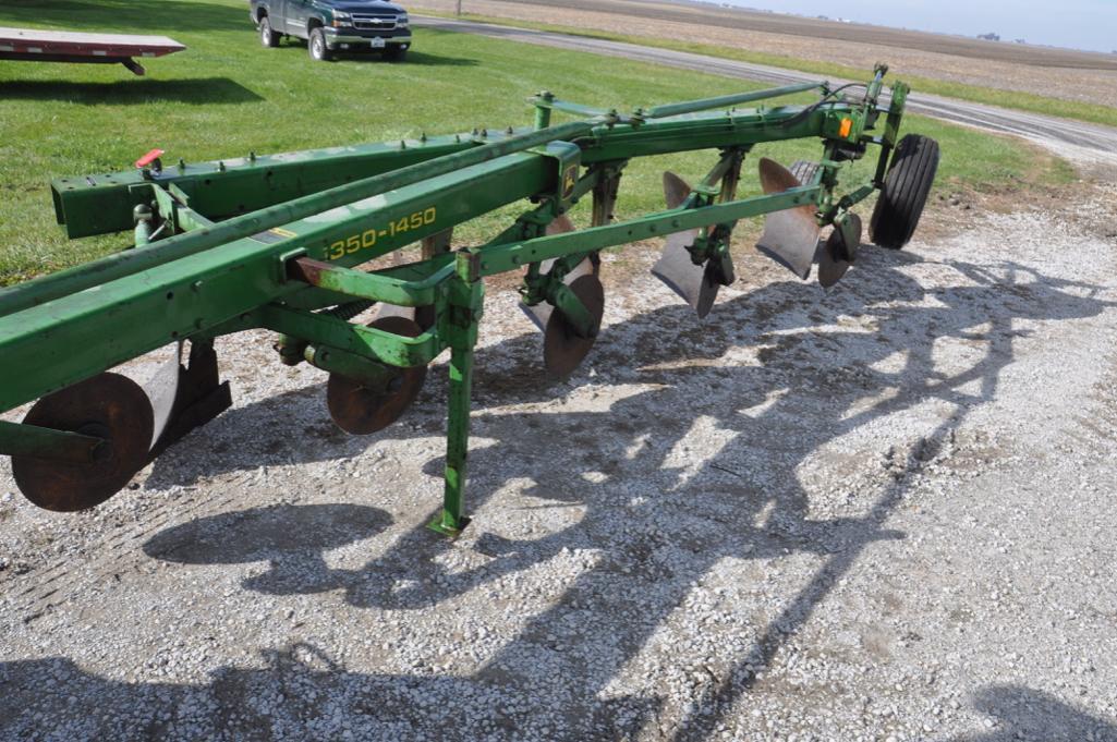 JD 1350-1450 5-bottom plow