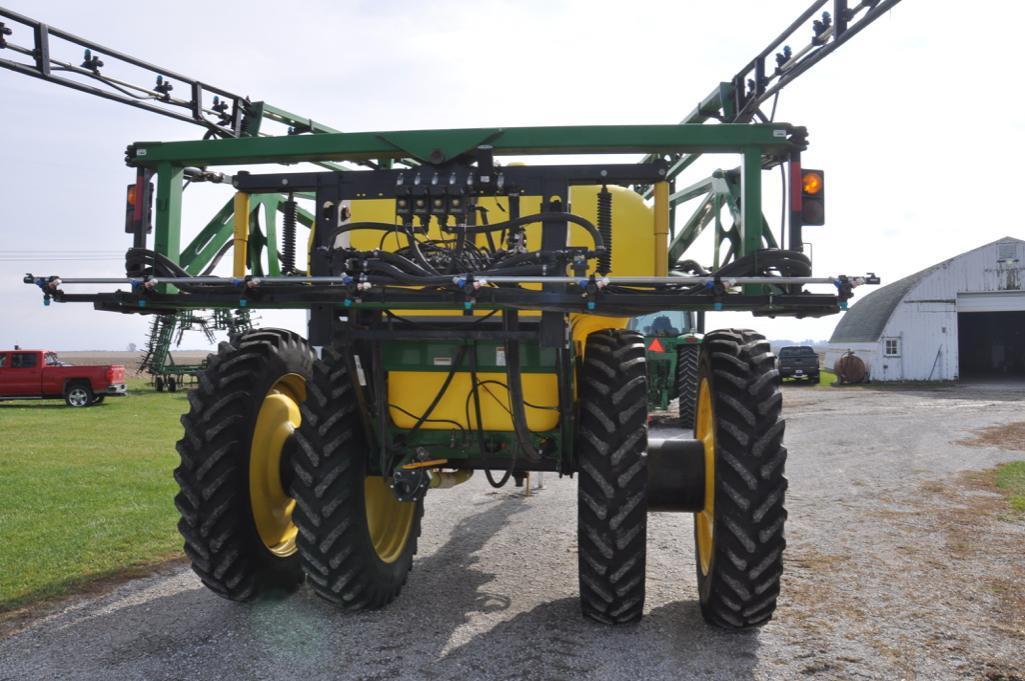 2012 Fast 9612 pull-type sprayer