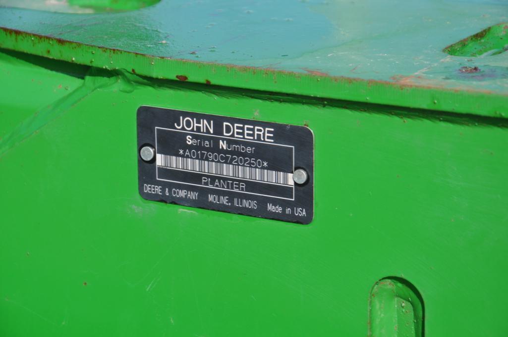 2007 John Deere 1790 CCS 16/32 planter