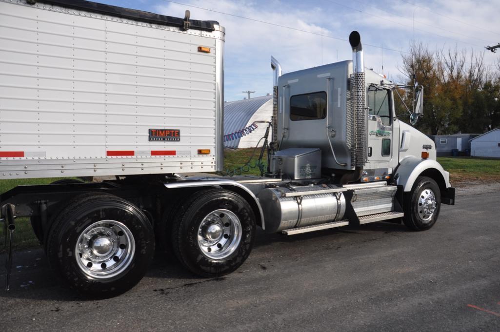 2008 Kenworth T800 truck