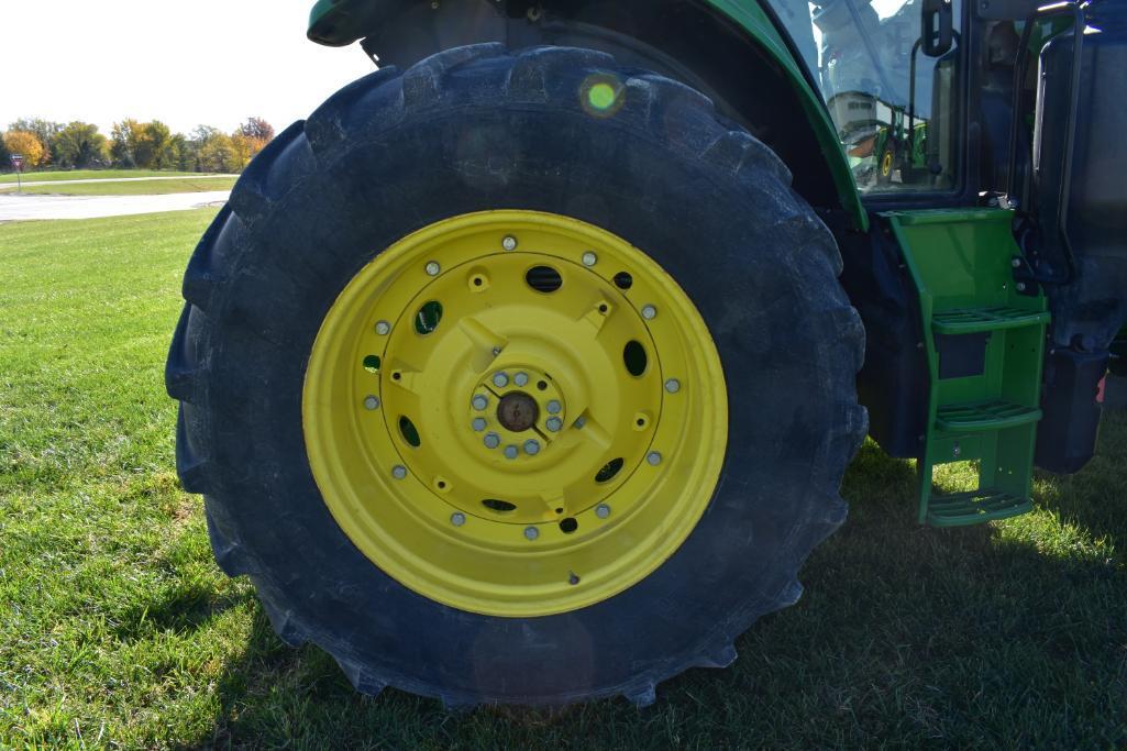 John Deere 6155M MFWD tractor