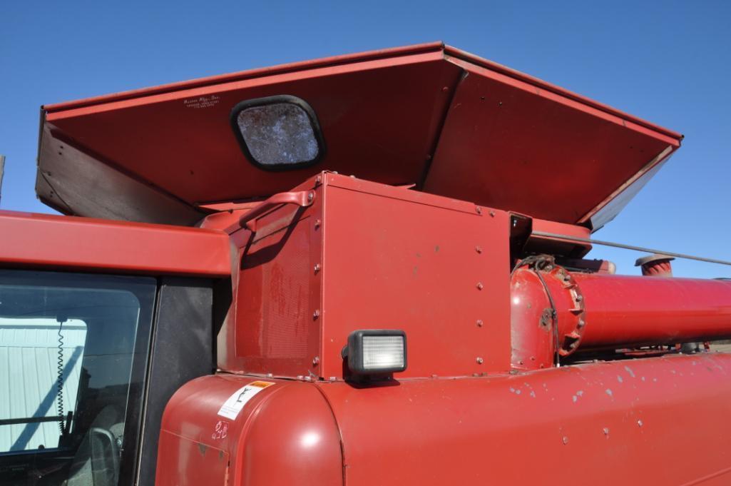 1997 Case IH 2188 4wd combine