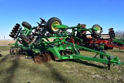 2012 John Deere 512 9-shank disc-ripper