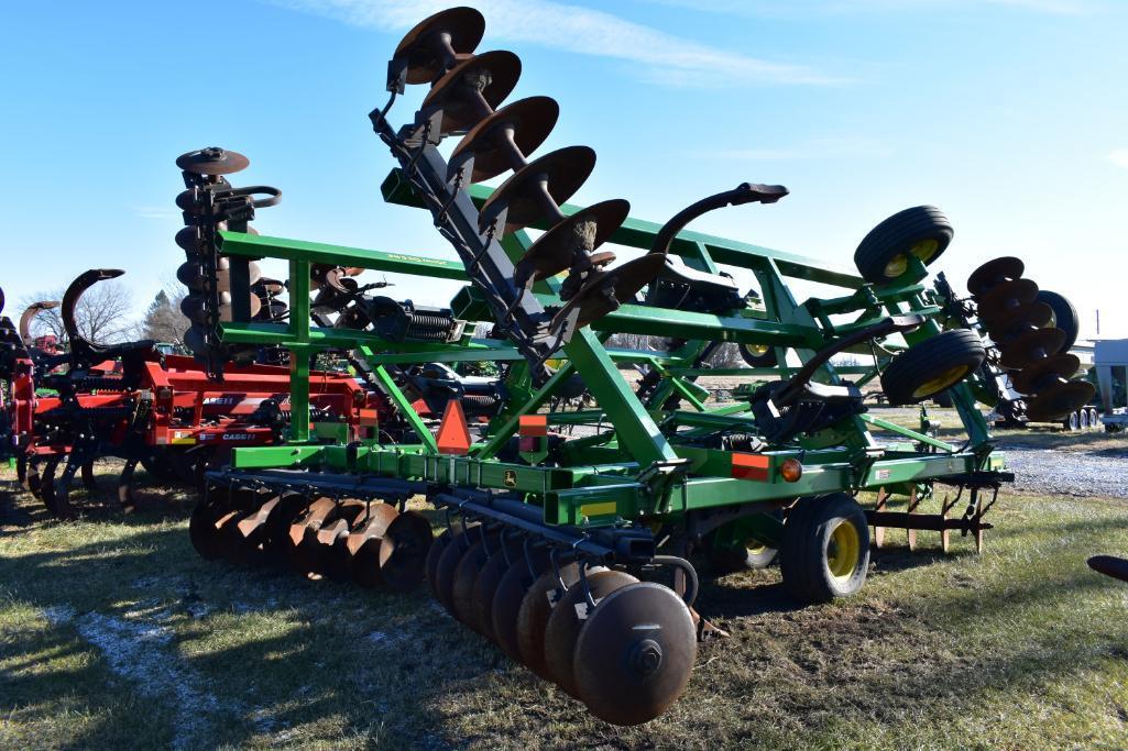 2012 John Deere 512 9-shank disc-ripper