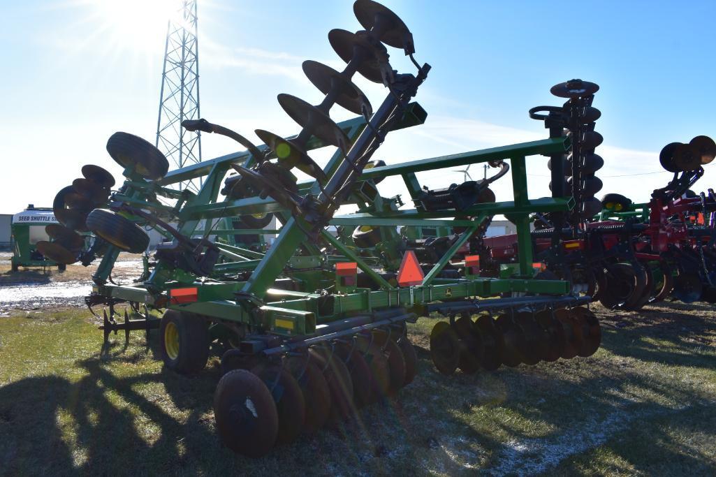 2012 John Deere 512 9-shank disc-ripper