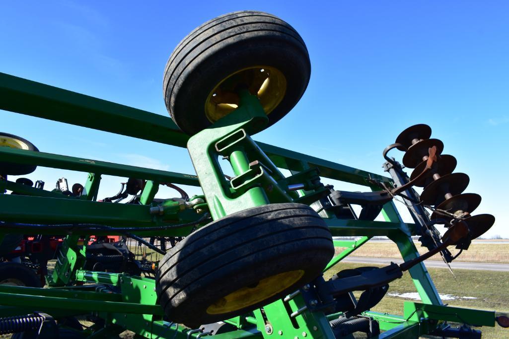 2012 John Deere 512 9-shank disc-ripper