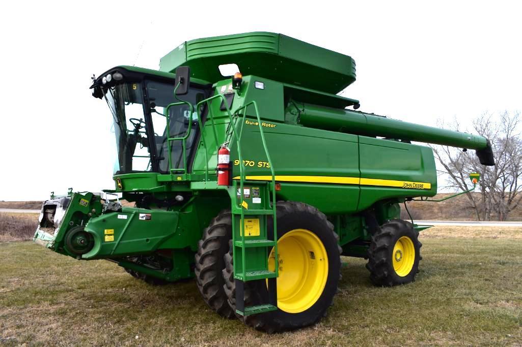 2011 John Deere 9870STS 2wd combine