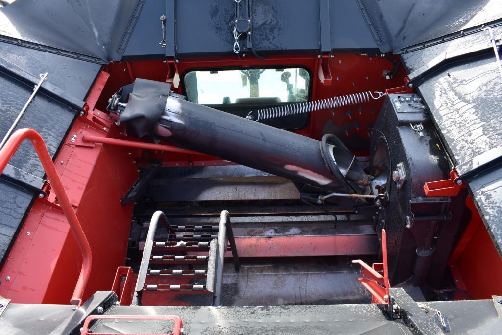 2012 Case-IH 7130 2wd combine