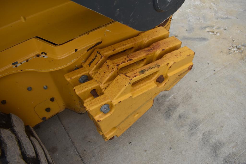 2014 John Deere 326E skidsteer