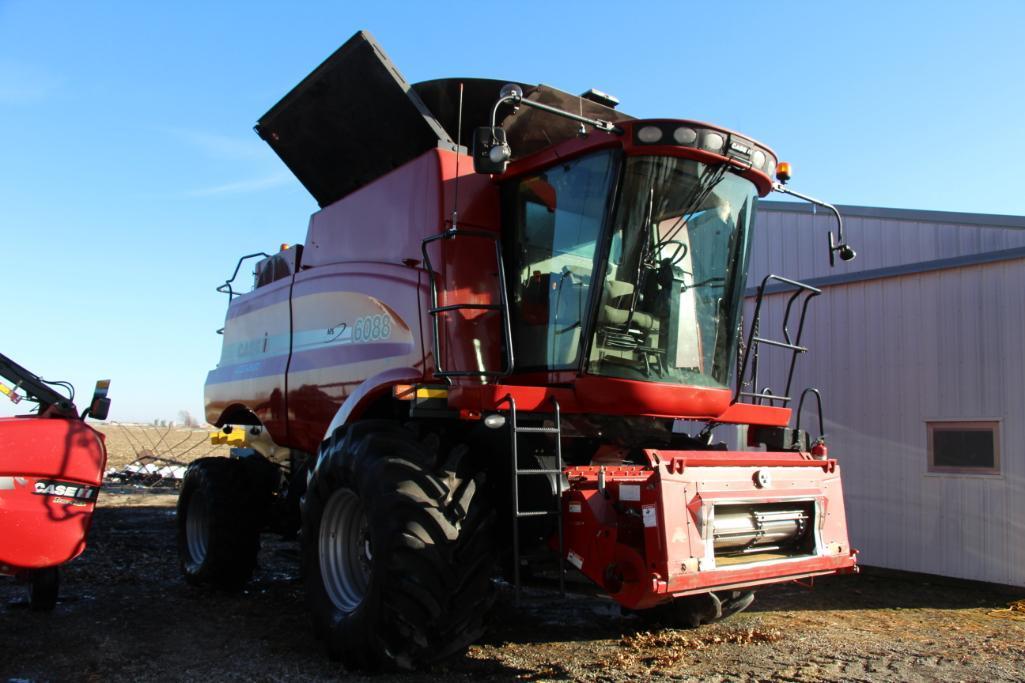 2009 Case IH 6088 4wd combine