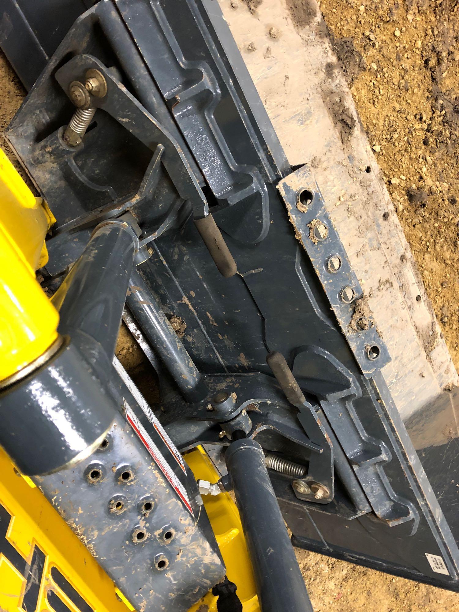 '12 Gehl 4240 E-Series skidsteer