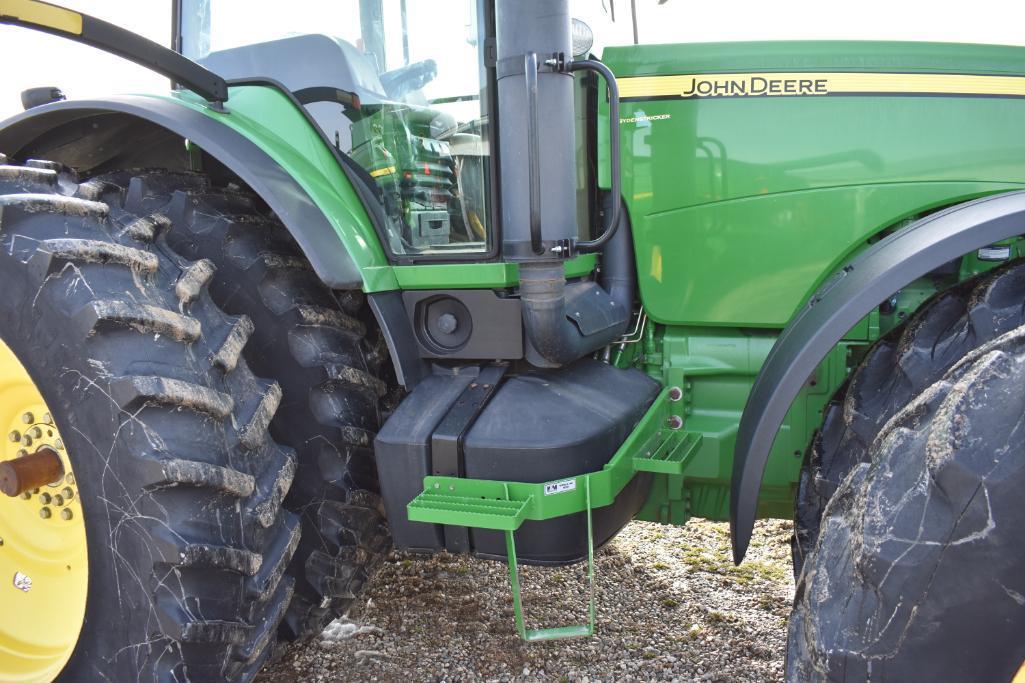 2007 John Deere 8330 MFWD tractor