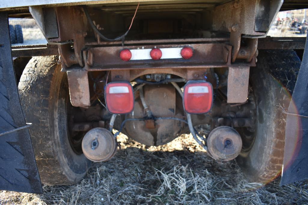 1991 Volvo grain truck