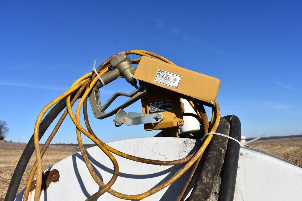 2,000 gal. fuel tank with pump