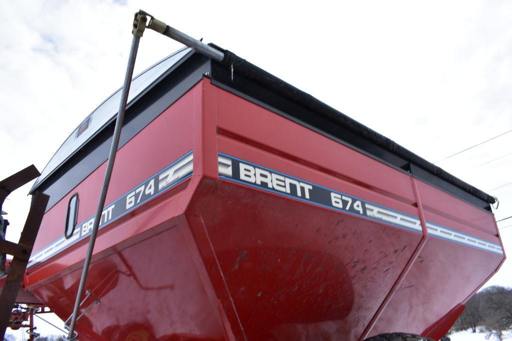 Brent 674 grain cart