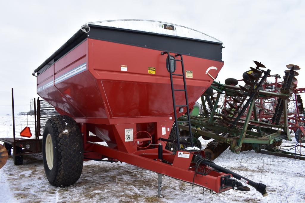 Brent 674 grain cart