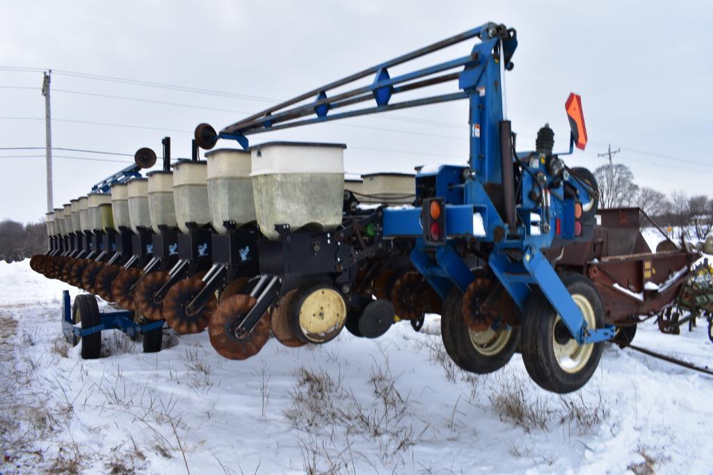 Kinze 2600 16/31 planter