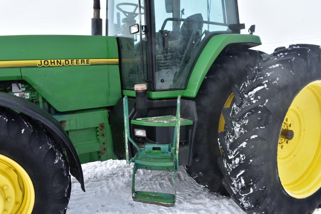 1996 John Deere 8100 MFWD tractor