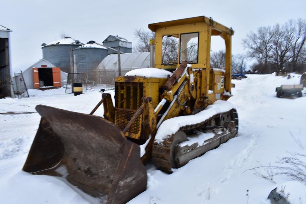 Caterpillar 951C crawler loader