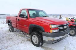 2006 Chevrolet 2500HD 4wd standard cab pickup