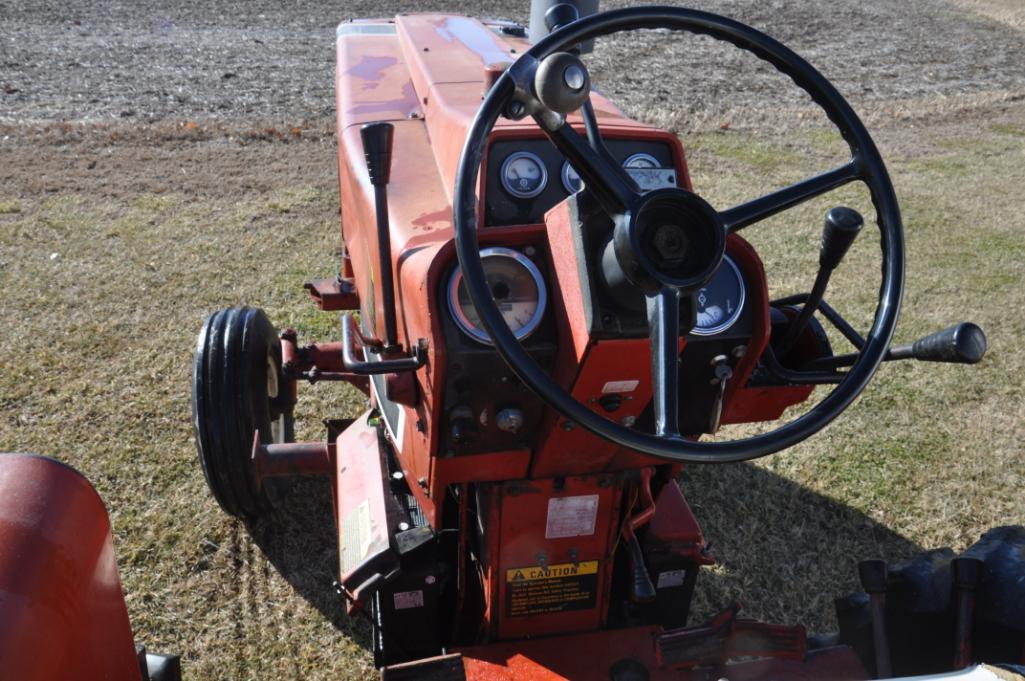 1975 International Harvester 1066 2wd tractor