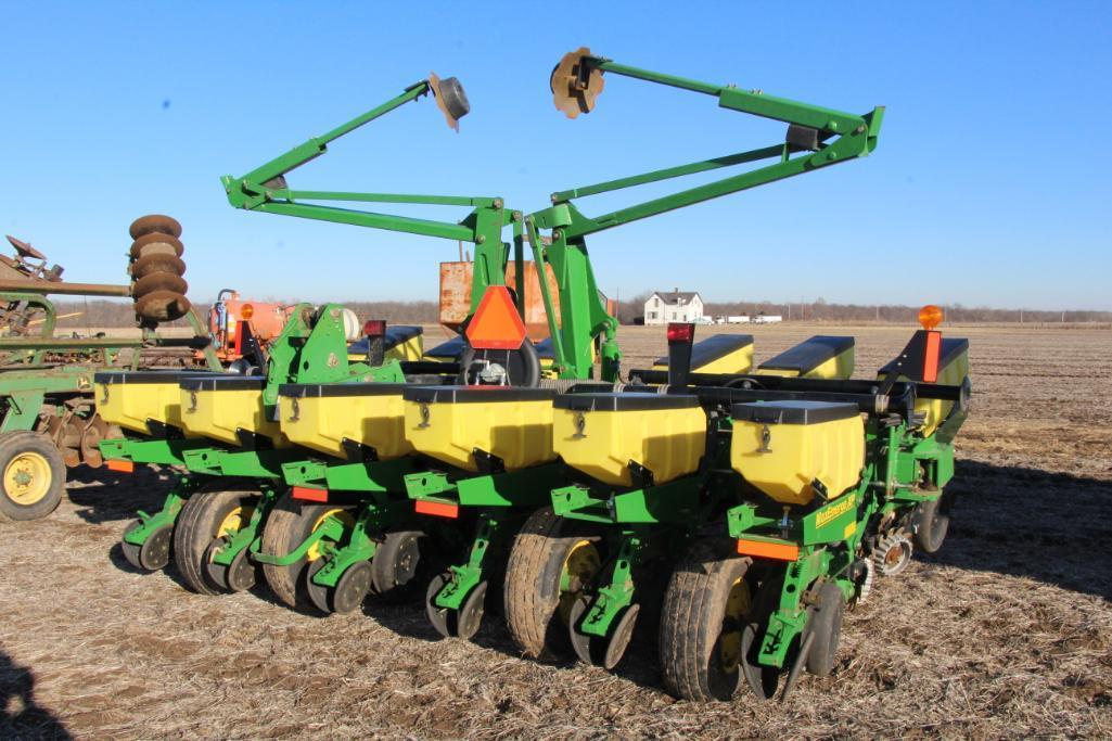 John Deere 1760 12R30" MaxEmerge XP no till planter