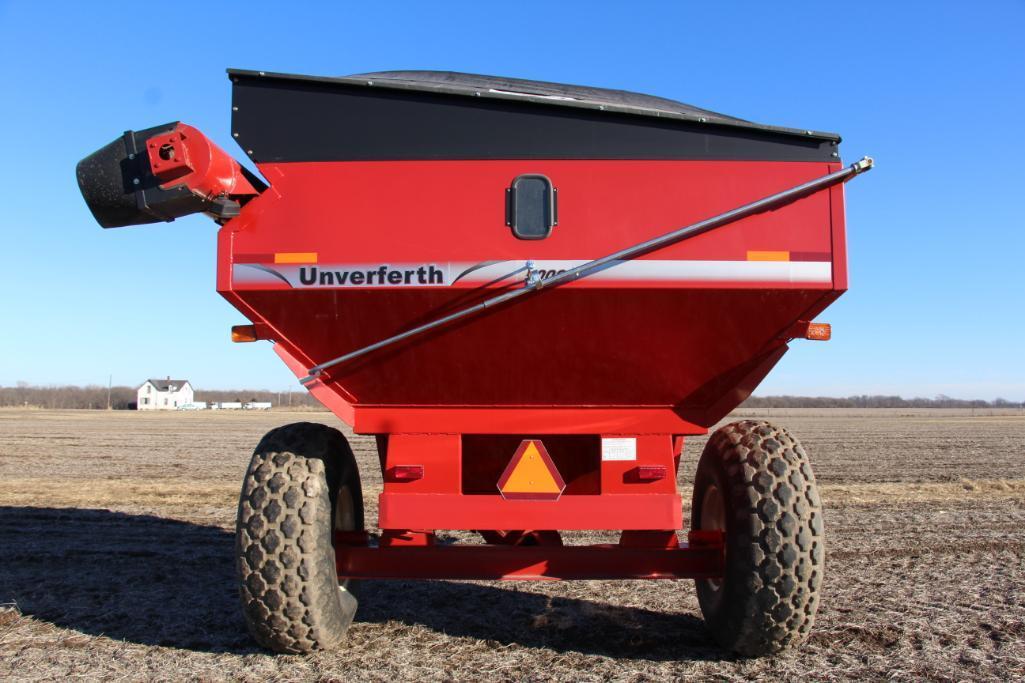 Unverferth 5000 grain cart