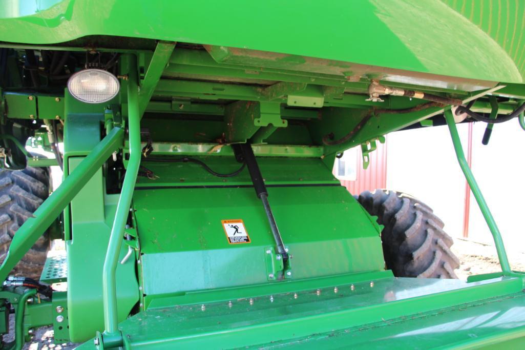 2012 John Deere S550 4wd combine