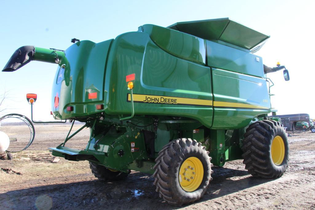 2012 John Deere S550 4wd combine