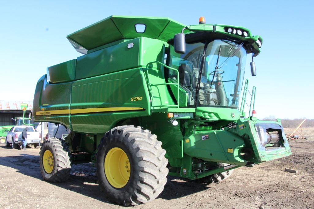 2012 John Deere S550 4wd combine