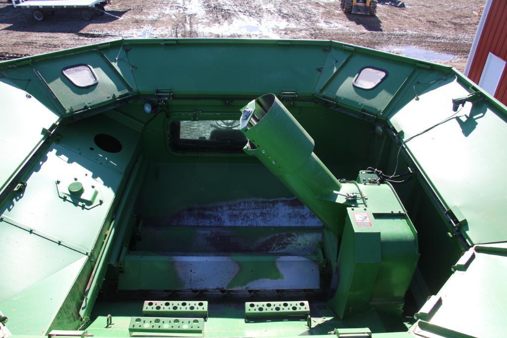 2012 John Deere S550 4wd combine