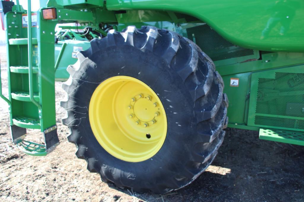 2012 John Deere S550 4wd combine