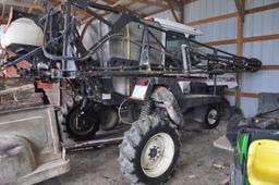 Spra-Coupe 3440 self-propelled sprayer