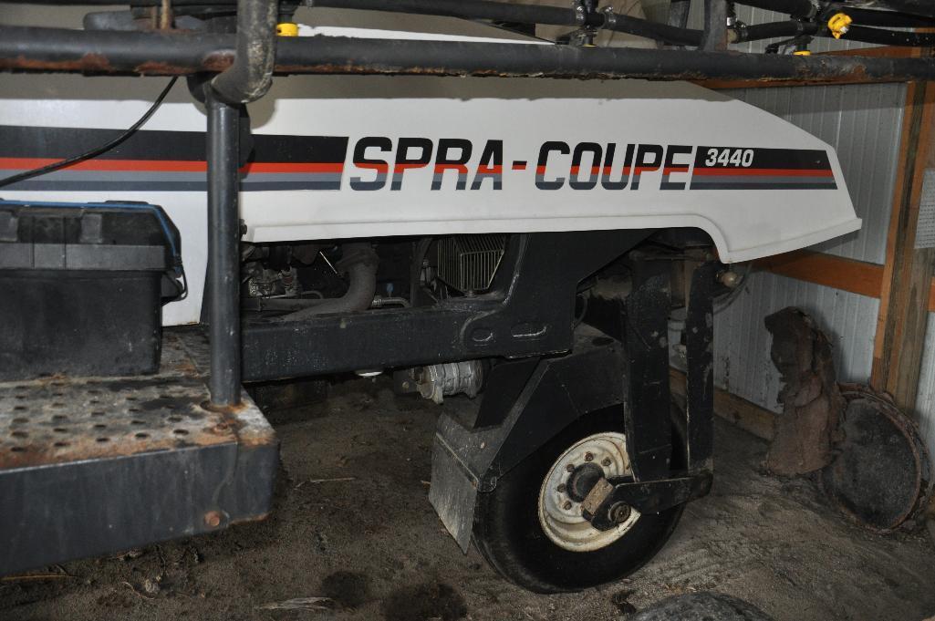 Spra-Coupe 3440 self-propelled sprayer