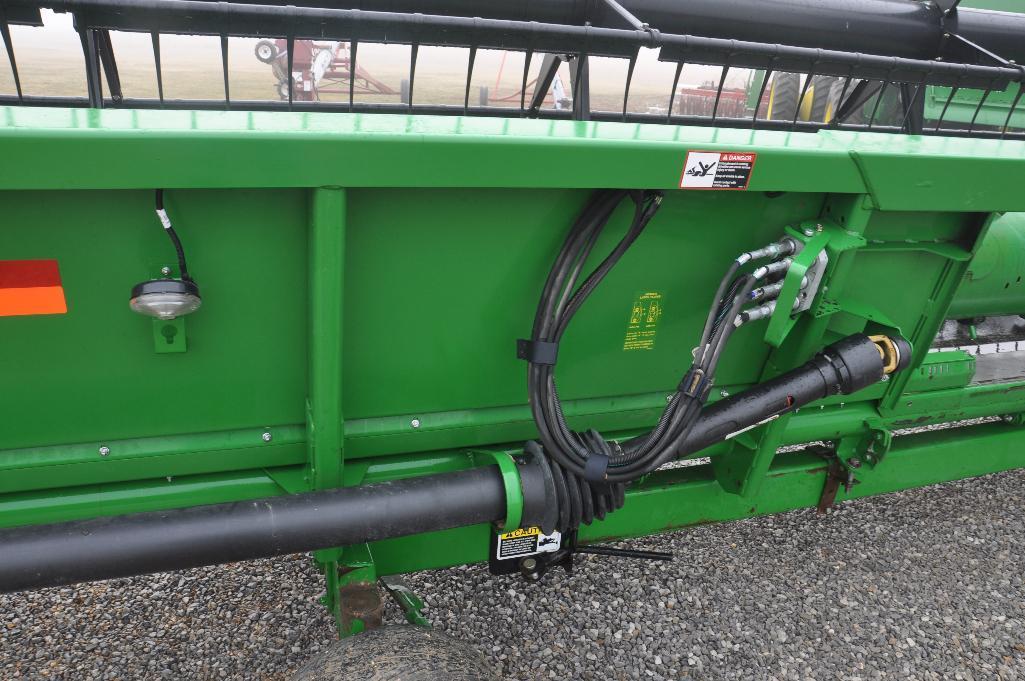 2014 John Deere 630F 30' HydraFlex platform