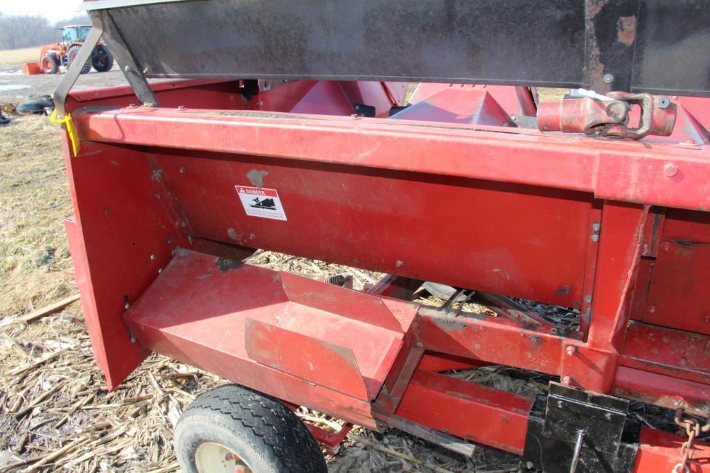 Case IH 1063 6 row 30" corn head