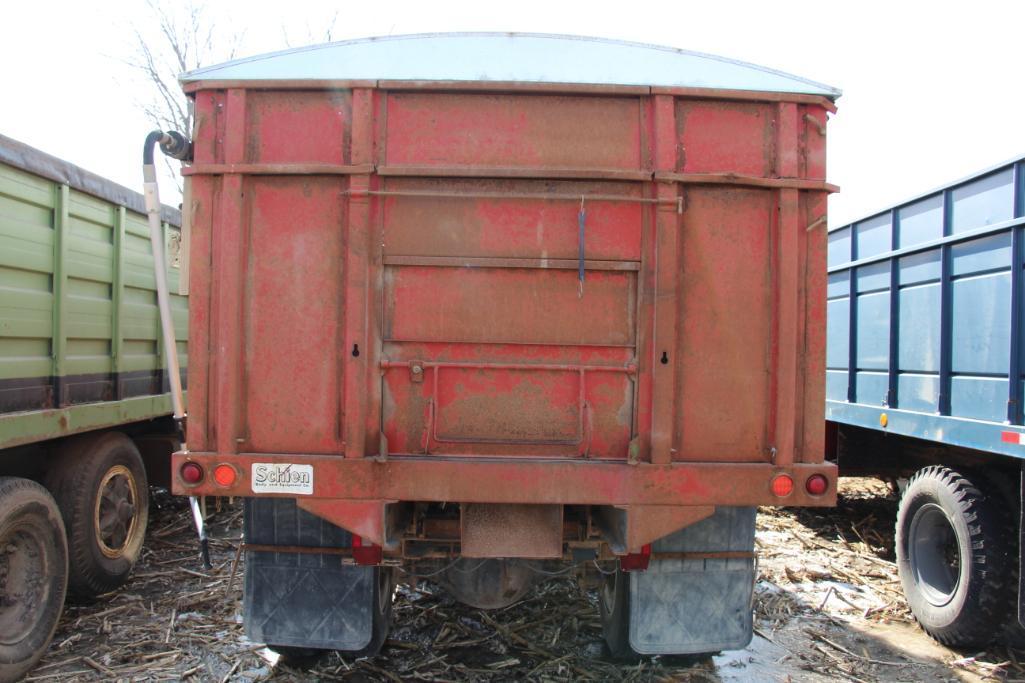 1977 Ford single axle grain truck