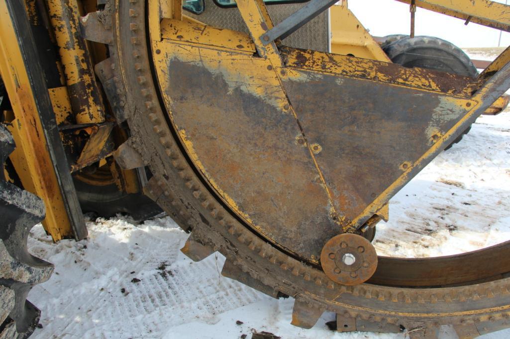 2000 Buckeye 7200 "Magnum" wheel trencher