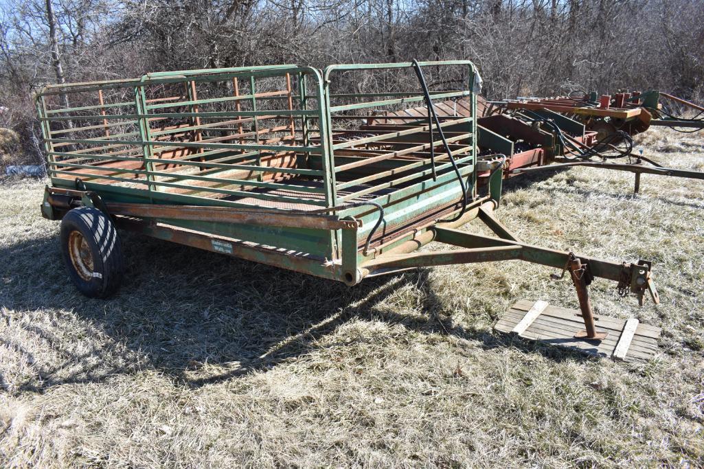 Automatic Walk- On 12' hydraulic lift hog cart