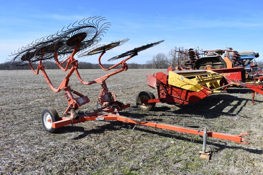 Befco 8-wheel hay rake