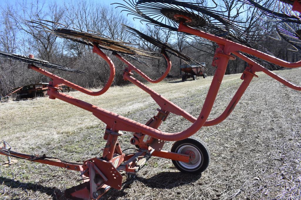 Befco 8-wheel hay rake