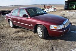 2011 Mercury Grand Marquis LS 4-door car