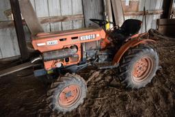 Kubota B7100 MFWD compact utility tractor
