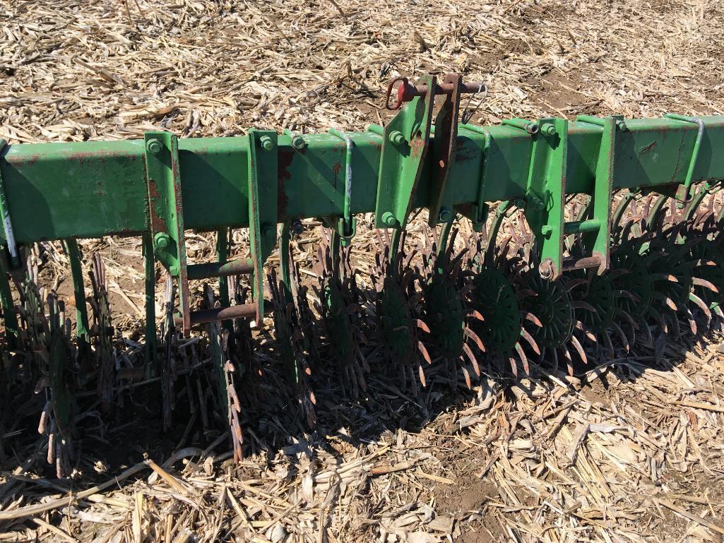 John Deere 400 20' rotary hoe