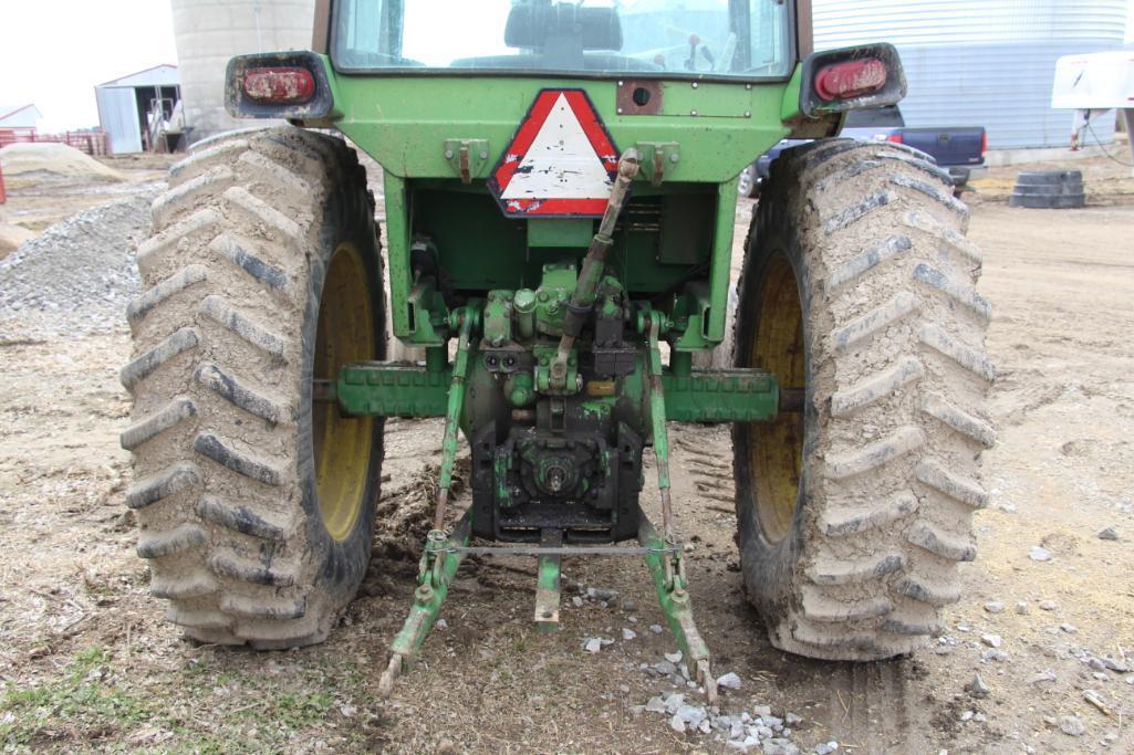 1975 John Deere 4430 2wd tractor